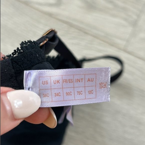 Savage x Fenty Black Lace Trim Bra - Picture 6 of 7